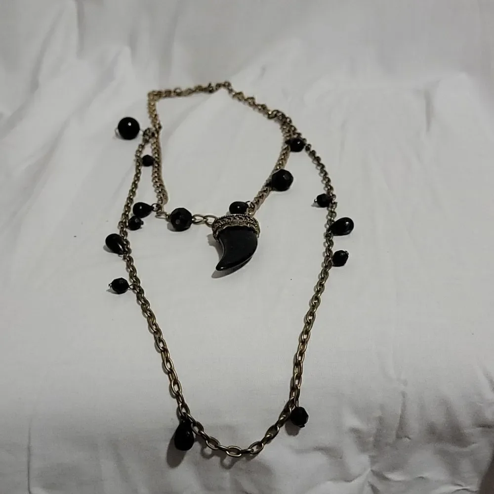 Vintage costume jewelry necklace